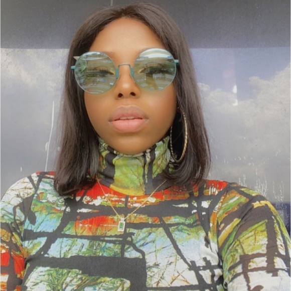 Fendi New Green Round Authentic Sunglasses - Picture 4 of 12